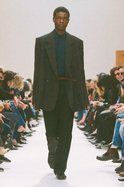 Look 4